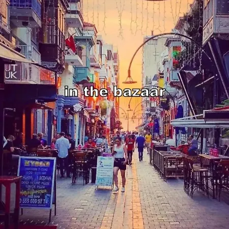 Alsancak Seaside 250 Walk Gasthof